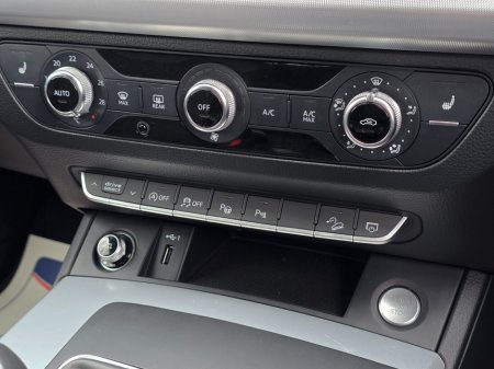 2018 Audi Q5 2.0TDI 150 SE €25,990 thumbnail