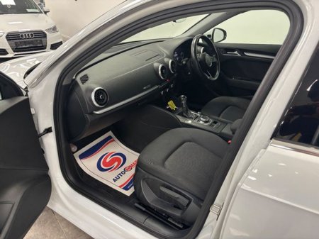 2019 Audi A3 35 TFSI 150HP S Tronic SE €18,950 thumbnail