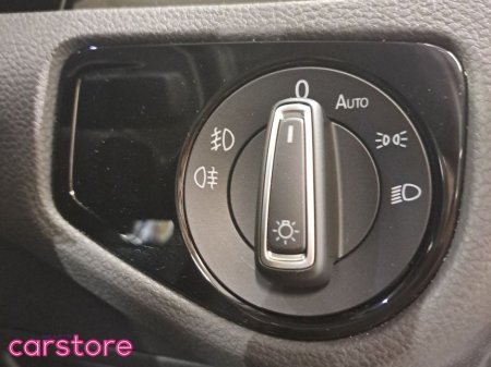 2016 Volkswagen Golf High Line 1.2TSI DSG 5DR 105BHP €17,880 thumbnail