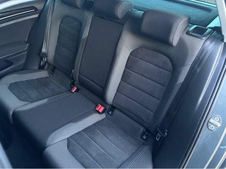 2017 Volkswagen Golf HIGHLINE 1.6 TDI MANUAL 5SPEED 5DR 115HP 5 €16,650 thumbnail