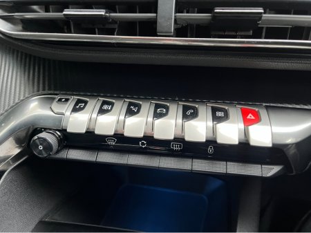 2024 Peugeot 3008 ACTIVE AUTOMATIC PETROL PLUG-IN HYBRID 1.6 //REVERSE CAMERA// €31,950 thumbnail