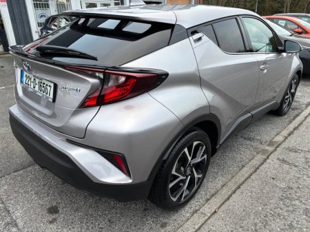 2022 Toyota C-HR 1.8 HYBRID SPORT BITONE €22,950 thumbnail