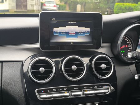 2018 Mercedes-Benz C Class - thumbnail 36