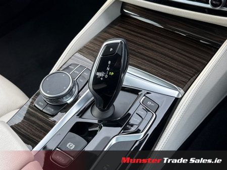 2018 BMW 5 Series - thumbnail 14