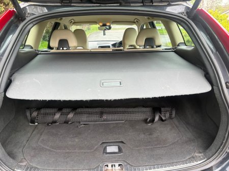 2014 Volvo XC60 - thumbnail 10