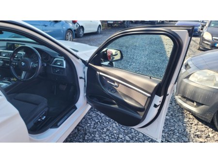 2018 BMW 3 Series - thumbnail 9