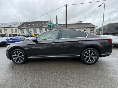2021 Volkswagen Passat - thumbnail 5