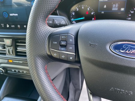 2023 Ford Focus ST Line..Parking Pack/ Winter pack €25,950 thumbnail