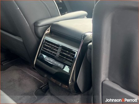 2024 Land Rover Range Rover Sport SWB 3.0 I6 PHEV SE (Land Rover Warranty until 2029) €104,900 thumbnail