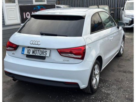 2015 Audi A1 - thumbnail 13