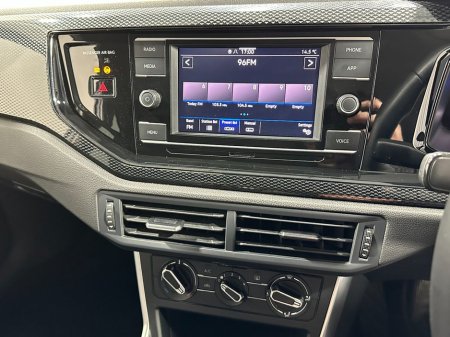 2024 Volkswagen Polo Sport 1.0 Tsi €22,800 thumbnail