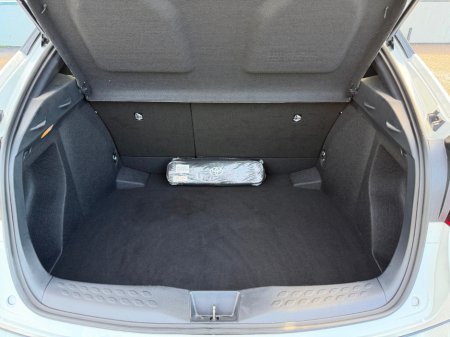 2023 Toyota C-HR - thumbnail 14