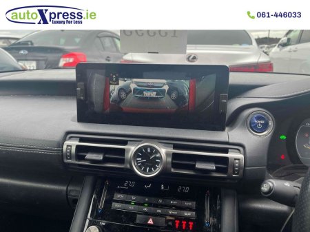 2021 Lexus IS 300 h - thumbnail 4