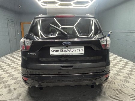2018 Ford Kuga 1.5 TDCI 120PS FW FWD 4DR ST-LINE €18,500 thumbnail