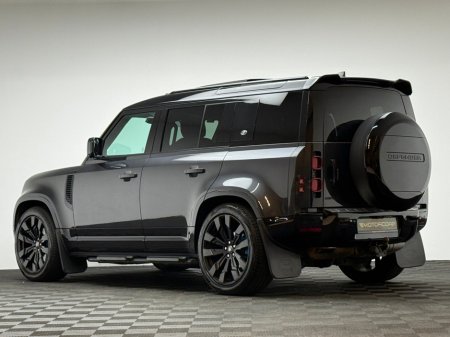 2022 Land Rover Defender - thumbnail 5