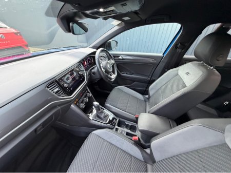 2021 Volkswagen T-Roc R-LINE - 2.0L DIESEL - AUTO - 12M WARRANTY - CAR: 1699 €29,950 thumbnail