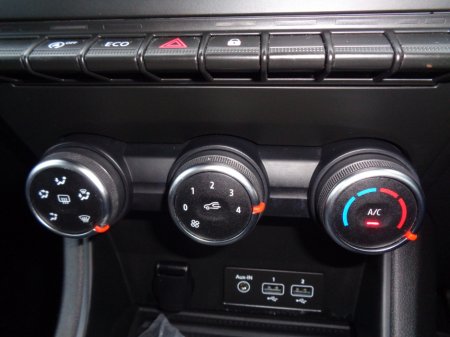 2022 Renault Captur - thumbnail 13