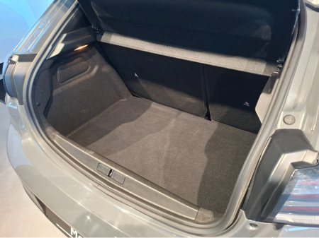 2024 Peugeot 208 ALLURE 1.2 100 4DR thumbnail