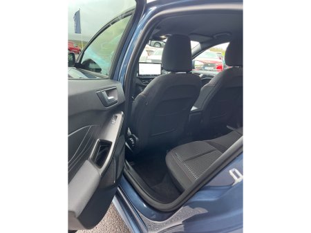 2025 Ford Focus - thumbnail 9