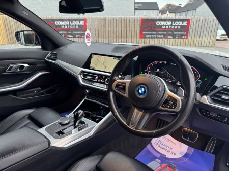 2021 BMW 3 Series - thumbnail 6