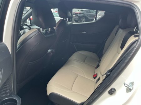 2019 Toyota C-HR sport €18,950 thumbnail