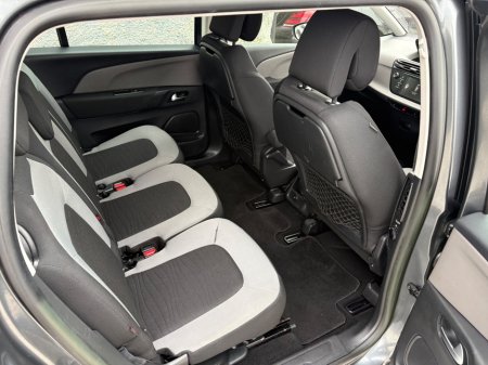 2015 Citroen Grand C4 Picasso - thumbnail 16