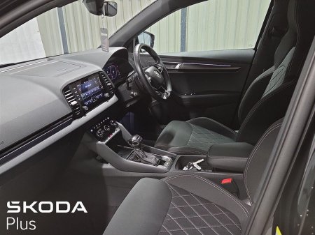 2023 Skoda Karoq 2.0TDI 115HP DSG Sportline €41,900 thumbnail