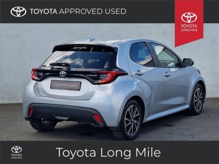 2023 Toyota Yaris - thumbnail 2