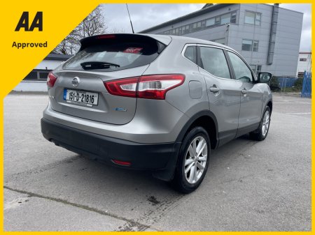 2015 Nissan Qashqai - thumbnail 13