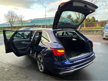 2022 Audi A4 AVANT Auto 2.0 TDI 163BHP S-TRONIC SE Plus - Beautiful Avant - Top Trade-ins & Great Finance Deals - Assured Dealer Warranty - €31,950 thumbnail