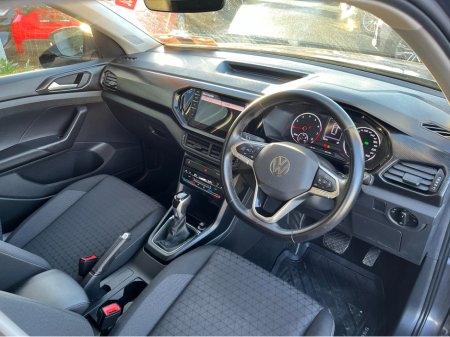 2022 Volkswagen T-Cross AUTOMATIC 1.0 PETROL //REVERSE CAMERA//KEYLESS ENTRY// €24,950 thumbnail