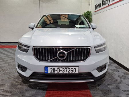 2021 Volvo XC40 - thumbnail 2