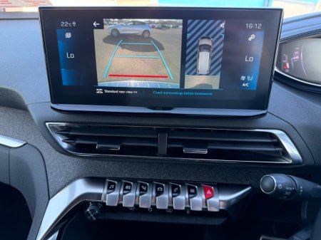 2023 Peugeot 5008 - thumbnail 13