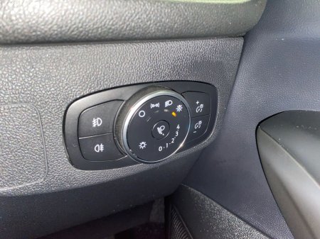 2023 Ford Focus ST-Line 1.0L EcoBoost 125PS €23,995 thumbnail