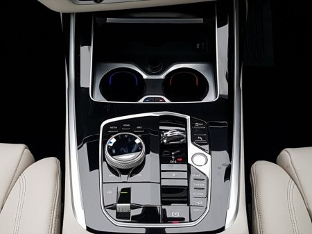 2025 BMW X7 xDrive40d M Sport €179,995 thumbnail