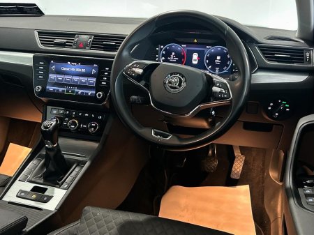 2022 Skoda Superb AMBITION 2.0 TDI 150HP 5DR €19,950 thumbnail