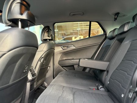 2023 Kia Sportage 1.6 K3 Hybrid €35,995 thumbnail