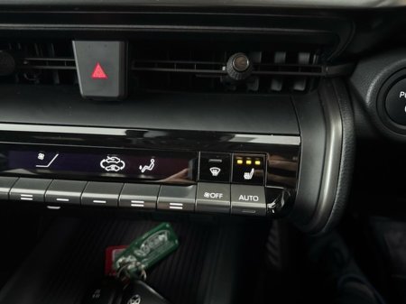 2024 Toyota C-HR HYBRID SPORT €34,950 thumbnail