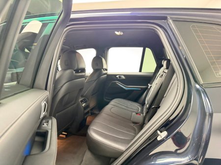 2021 BMW X5 45E M SPORT XDRIVE €56,990 thumbnail