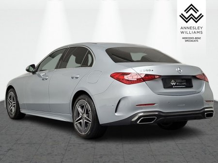 2025 Mercedes-Benz C Class C300e AMG Line €58,950 thumbnail