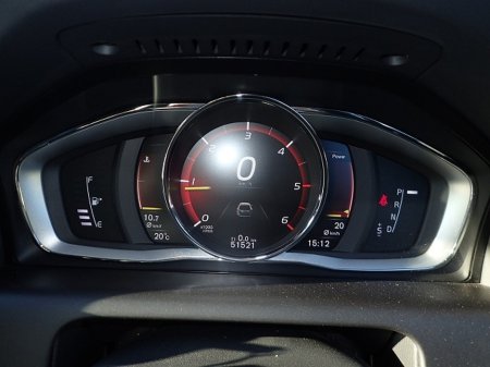 2017 Volvo XC60 - thumbnail 6