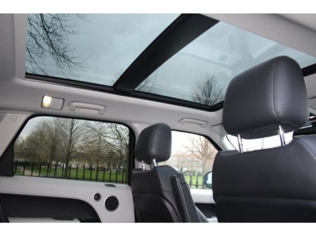 2016 Land Rover Range Rover Sport HSE DYN V6 306HP 5DR A €29,950 thumbnail