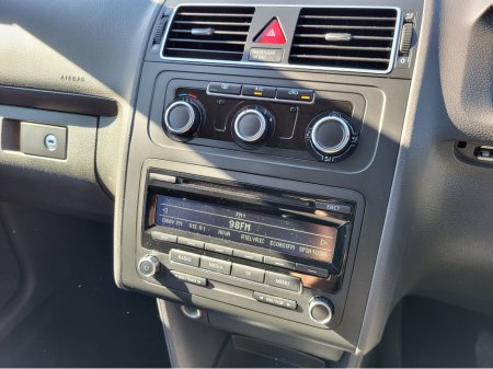 2014 Volkswagen Touran - thumbnail 30