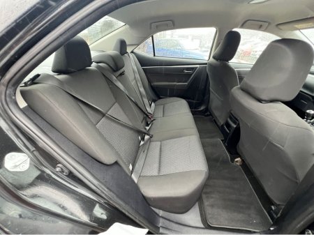 2015 Toyota Corolla //STUNNING 1.4 D-4D TERRA//NCTED/SERVICED// €7,950 thumbnail