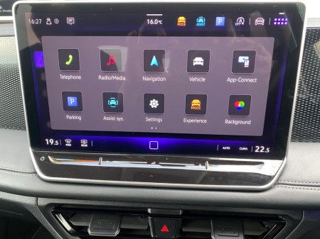 2024 Volkswagen Tiguan - thumbnail 16