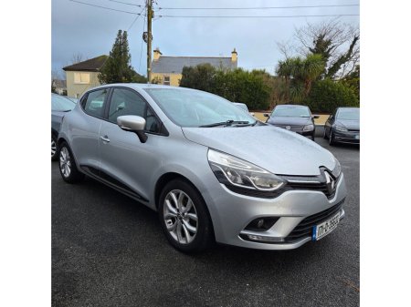 2017 Renault Clio 1.2 16V 75 DYNAMIQUE NAV €10,950 thumbnail