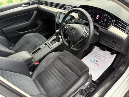 2017 Volkswagen Passat 1.6 TDI DSG 120HP Highline €15,950 thumbnail