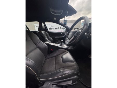 2016 Volvo V60 - thumbnail 12