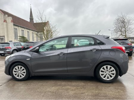 2016 Hyundai i30 1.4 PETROL CLASSIC 5DR thumbnail