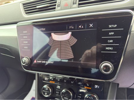 2018 Skoda Superb - thumbnail 19